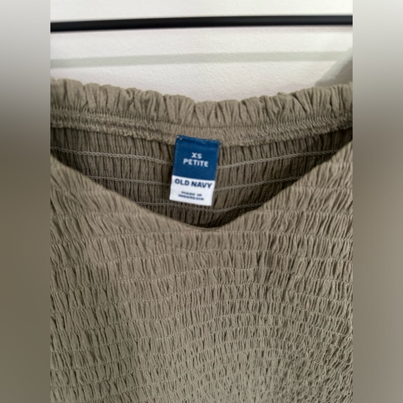 NWOT old navy peplum top - Picture 3 of 3